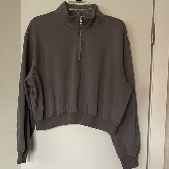 H&M Washed Grey Half-Zip Sweater Crop Sweatshirt XL - Picture 6 of 10